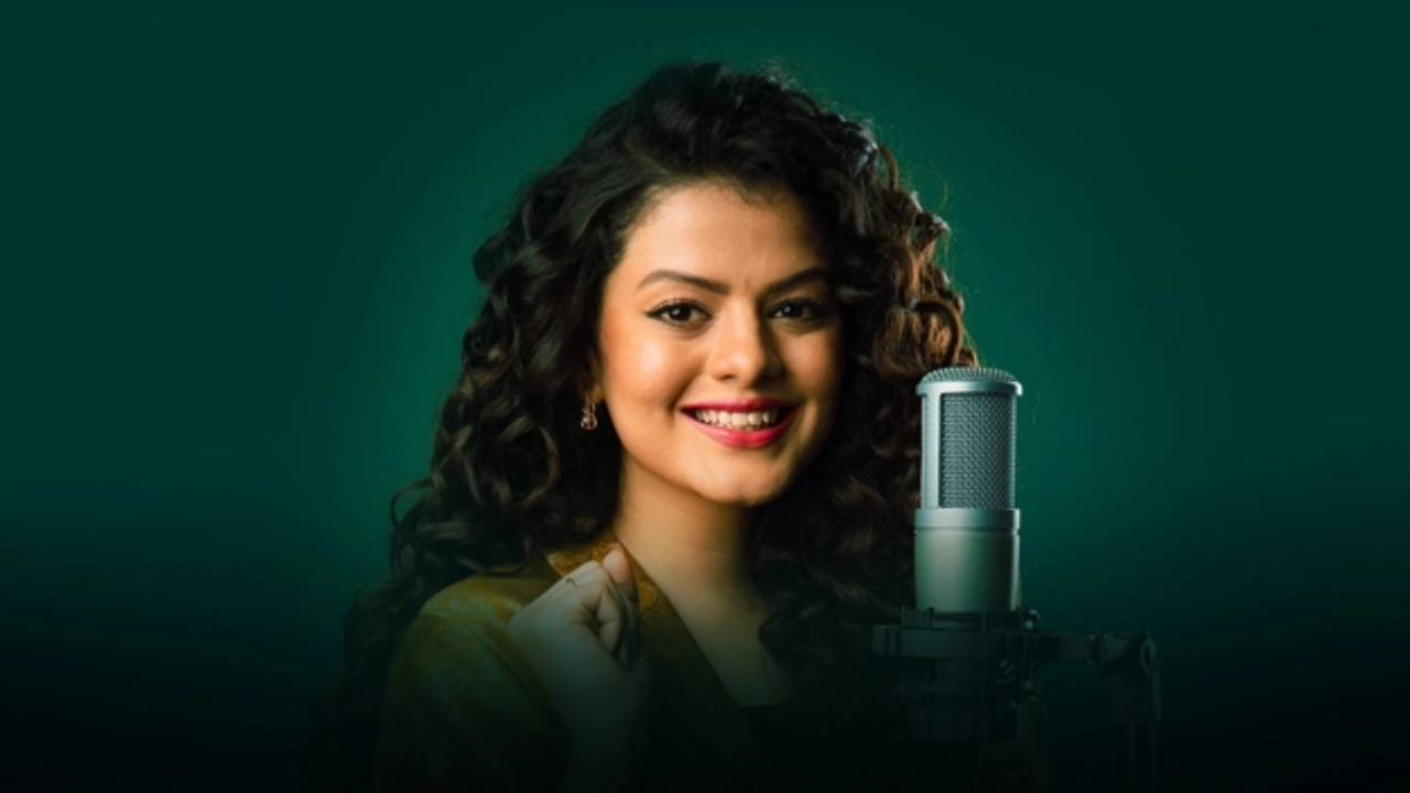 Palak Muchhal Guinness Record: 3800+ Heart Surgeries Funded by Bollywood Singer