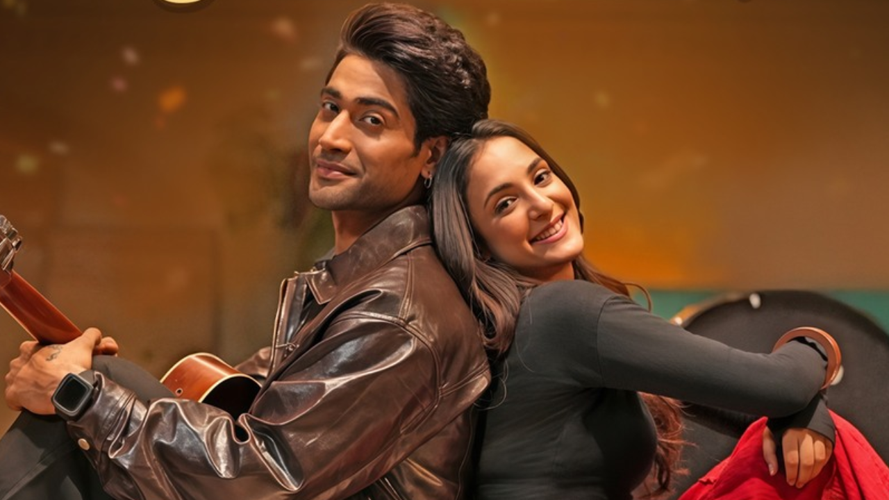 Arijit Singh Unveils “Fitratein” A Soulful Romantic Single for 2025